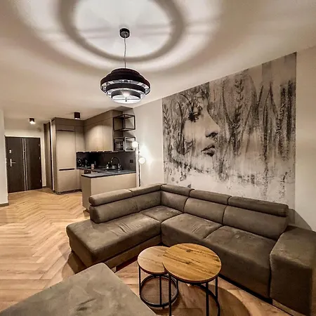 Boleslaviaapartments - Merci 3, Private Parking Apartment