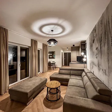 Boleslaviaapartments - Merci 3, Private Parking Apartment *