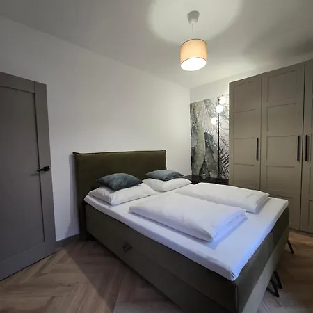 Boleslaviaapartments - Merci 3, Private Parking